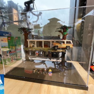 壓克力LEGO 75810《怪奇物語》顛倒世界 The Upside Down 專用罩式展示盒1
